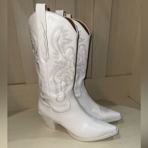 Jeffrey Campbell Dagget White Cowboy Boots size 12